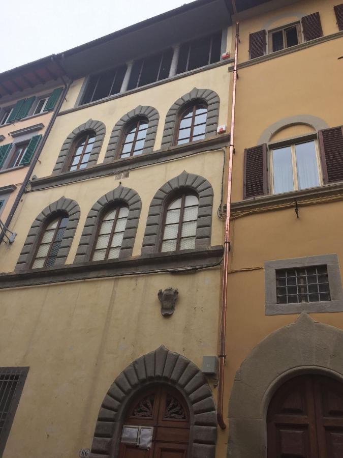 Hand Decorated House With Court Florence Luaran gambar